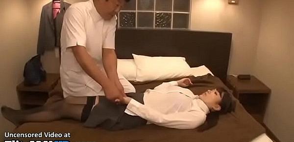 Japanese massage with horny secretary turns in sex